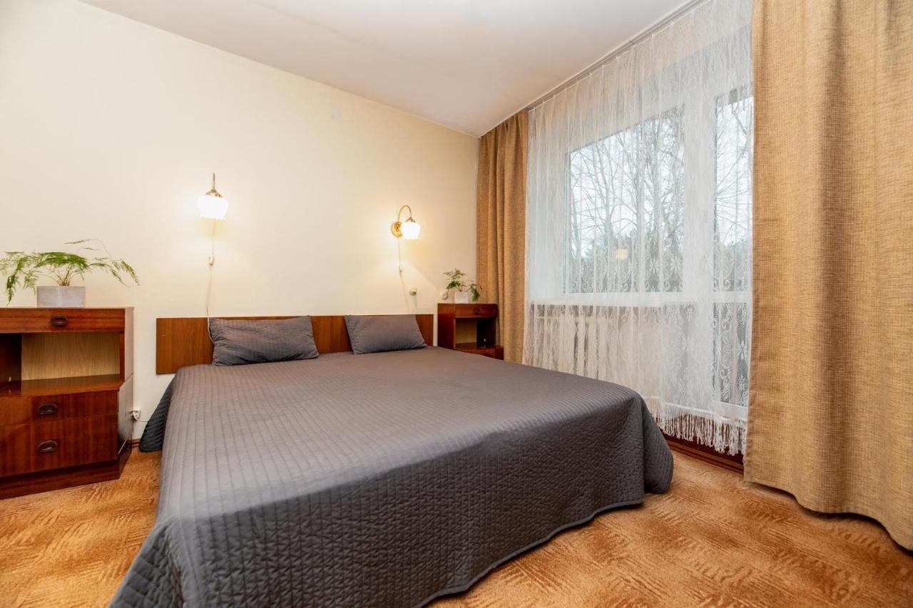 Hotel Poilsio Namai "Vyturys" Palanga Exterior foto